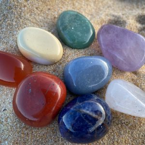 eight coloured chakra crystals